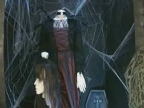 Lifesize Halloween Animatronics - Beheaded Corpse Bride