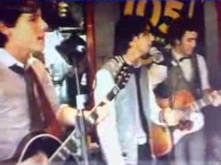 Jonas Brothers - Radio 105 (05/10/08)