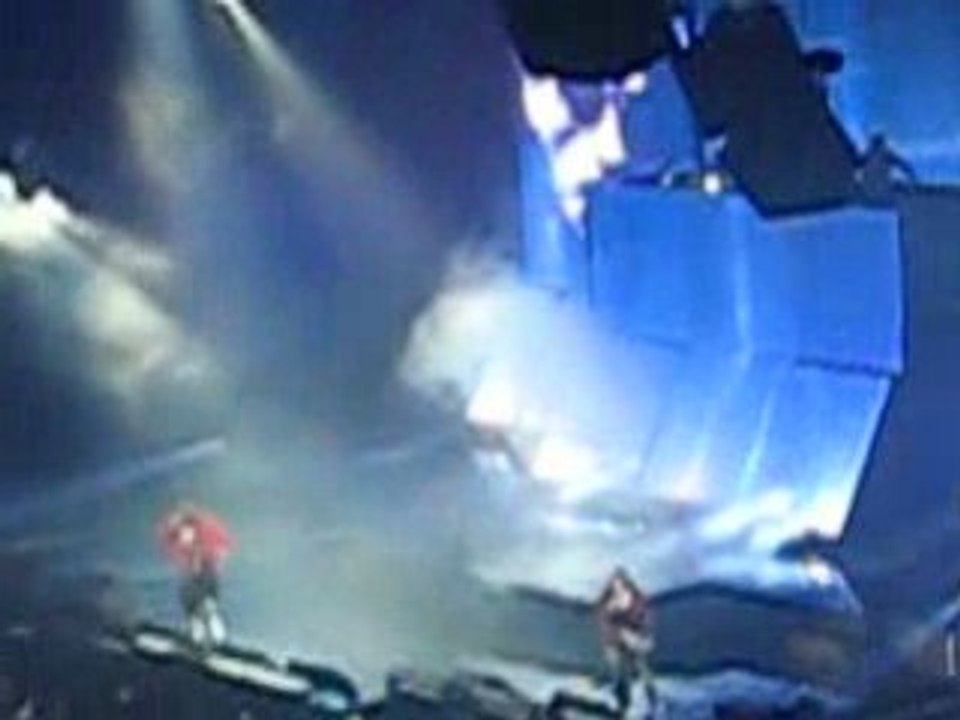 NTM LIVE BERCY (ENTREE A BASE DE POPOPOPOP)