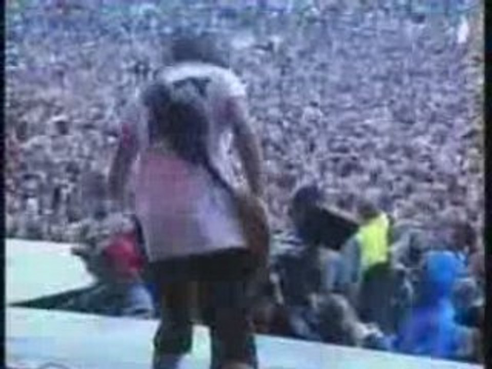 Sepultura - Policia Live at Donington park 1994