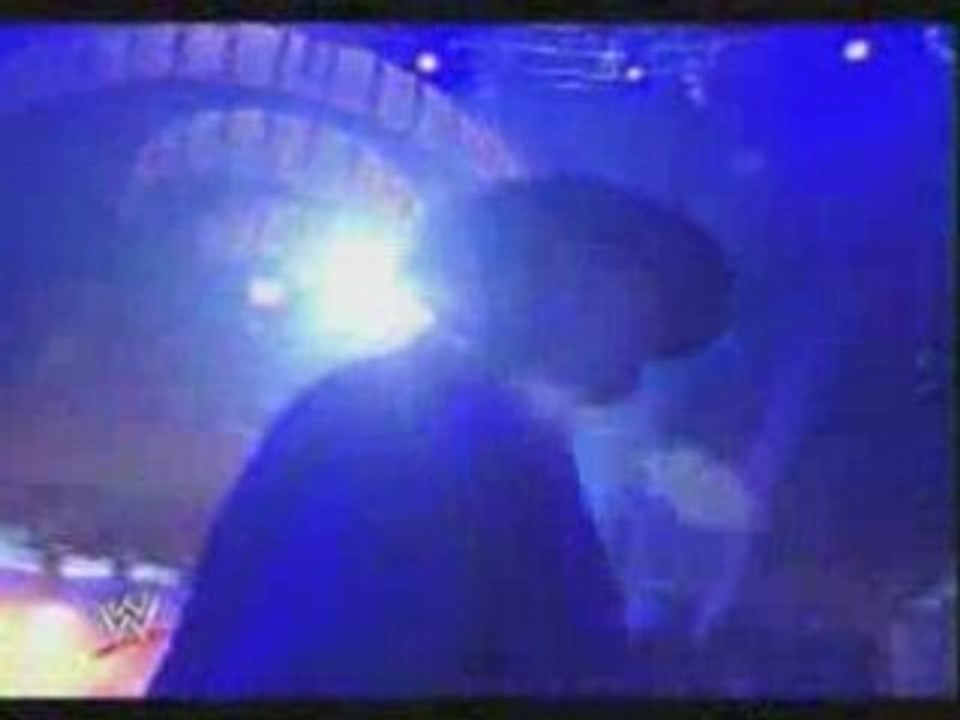 Big Show vs The Undertaker 1/2