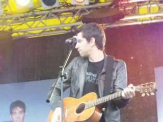 Mathieu Johann chante "Foule Sentimentale" (5.10.08)