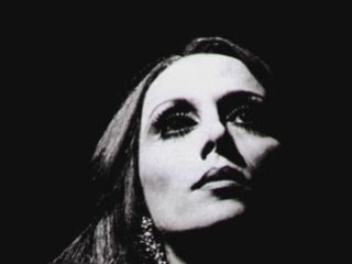 Fairouz    فيروز: سنرجع