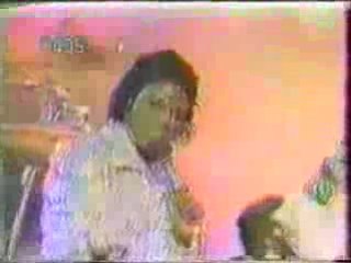Michael Jackson - Wanna Be Startin Something (Dallas 1984)