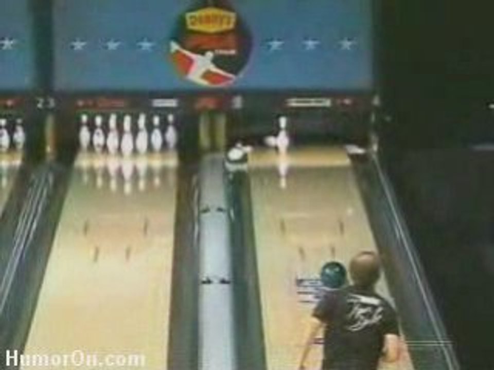 [FUNNY] REGIS - STAR du Bowling [Goodspeed]