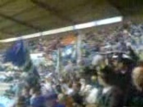 Strasbourg - Nîmes, Tous a gauche... Chant UB90