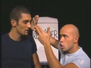 LES MOTS D'ERIC ET RAMZY > RESTITUER