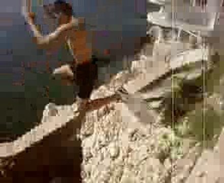 encore le tounsi qui sote du 15 métre