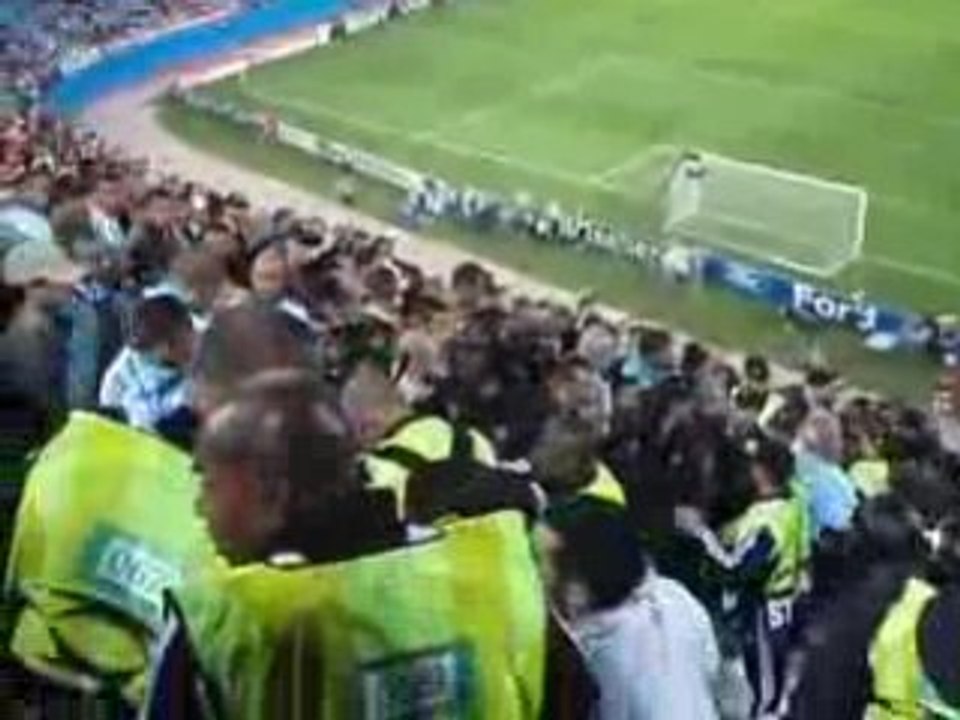 Athlético-OM ==> http://fr.youtube.com/watch?v=Okcvy5UQBnk