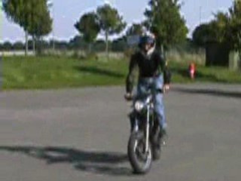 circle skater