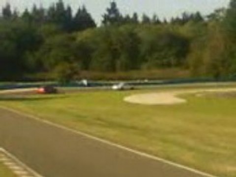 Porsche GT3 VS Clio V6 DreuX 28100