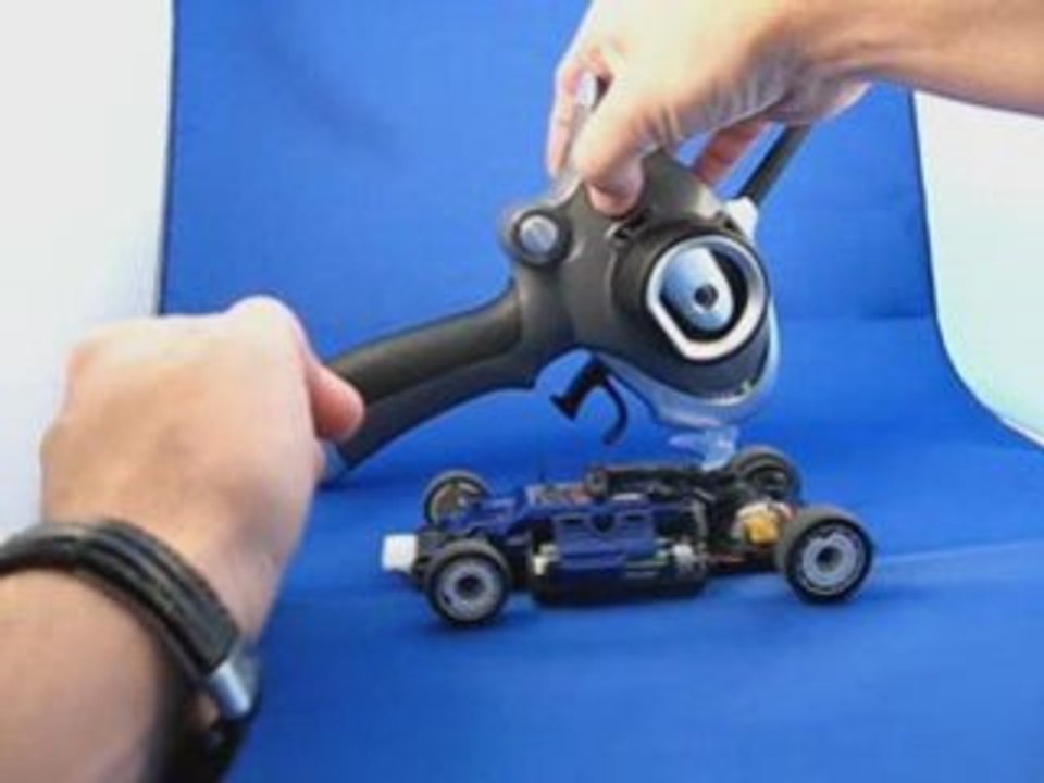 kyosho mini z mr02 2.4ghz association  chassis radio