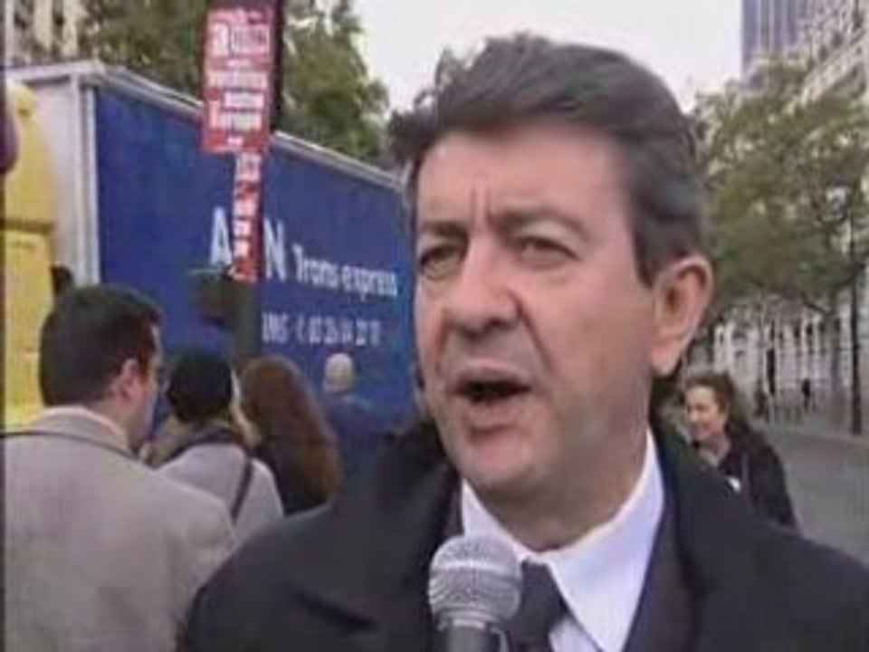 Jean-Luc Mélenchon, Manifestation de défense de la Poste
