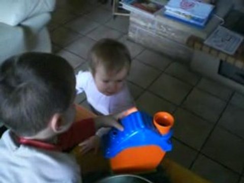 Célia toujours en train de danser