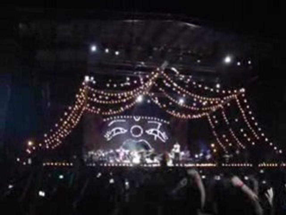 Mika-Happy ending live in Beirut part 1
