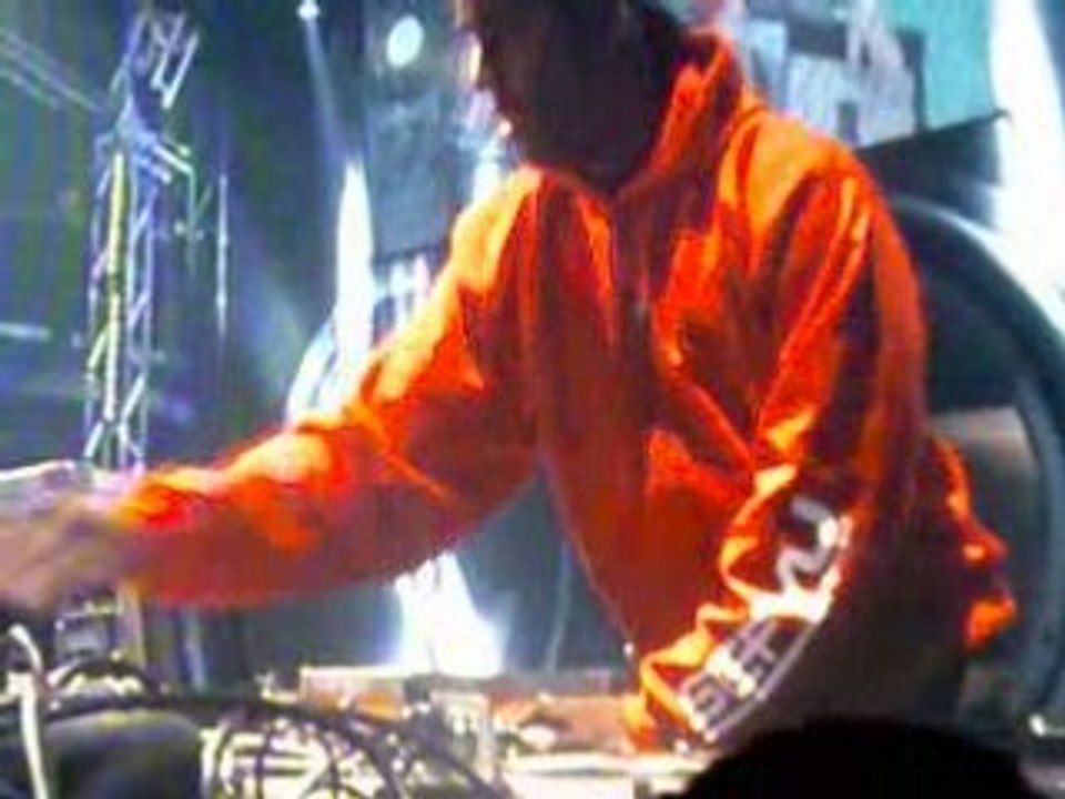 Sefyu Urban peace intro Molotov 4 stade france