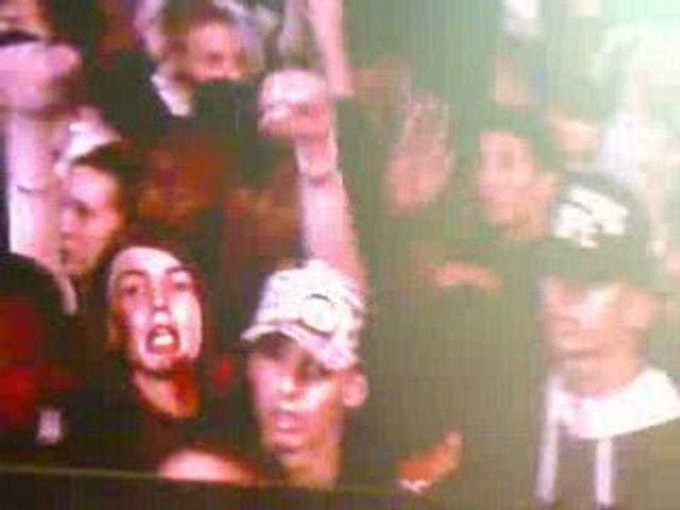 Zaho c'est chelou Urban peace 2 stade de france en live