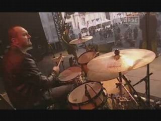 Chilly Pom Pom Pee - Take me out (live)