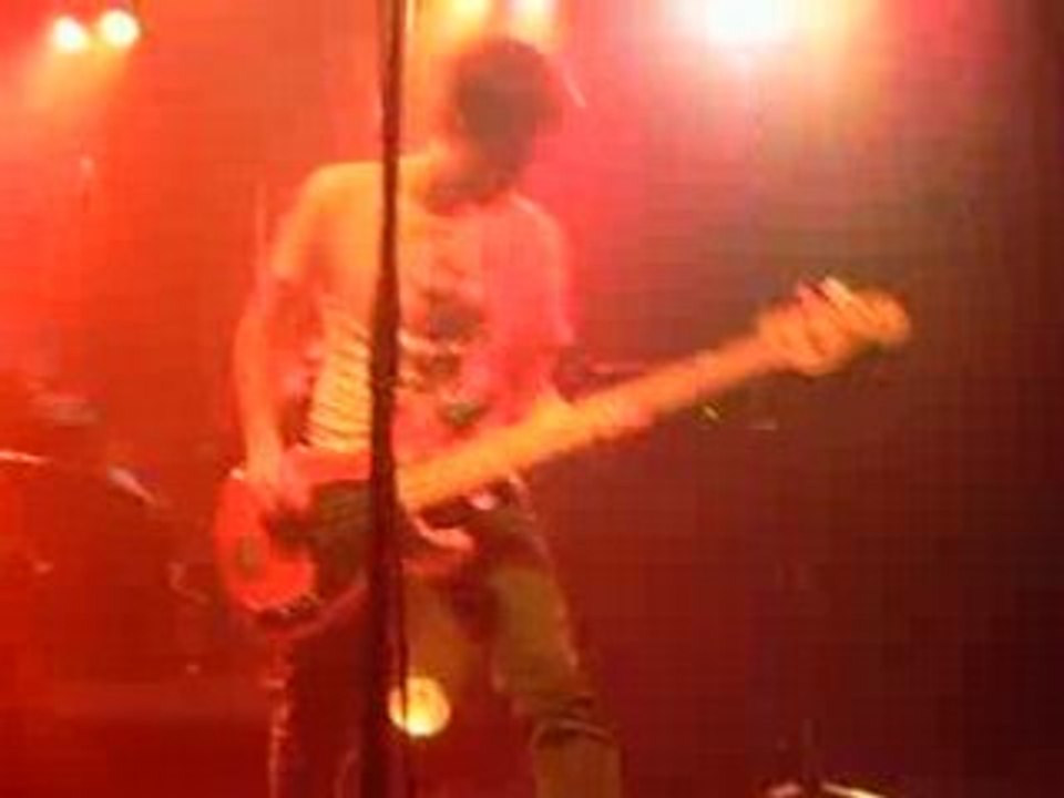 KILL THE YOUNG - Addiction