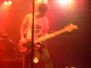 KILL THE YOUNG - Addiction