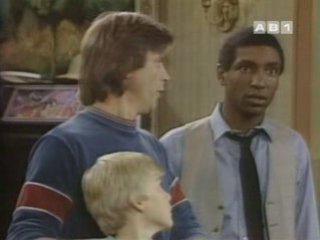 Ricky ou la belle vie générique de la série Tv
