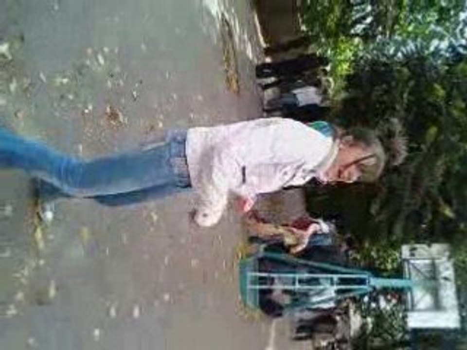 3  Bouffonee