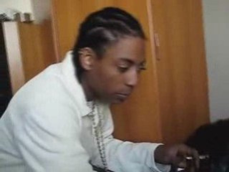 ATTA STONE RADIO PUB D_ONIX