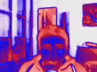 Wiwi égratigne "Don't you love me"