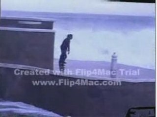 Jugando con las olas de Zarautz