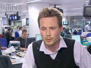 Campaigners slam decision to back airport expansion