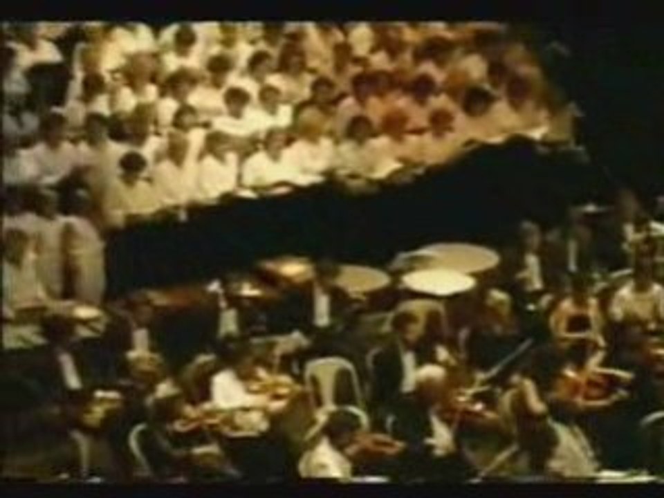 1ère partie Littleton chante le bleu le blanc et le rouge