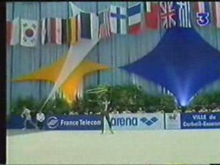 Amina Zaripova cerceau corbeil 1998