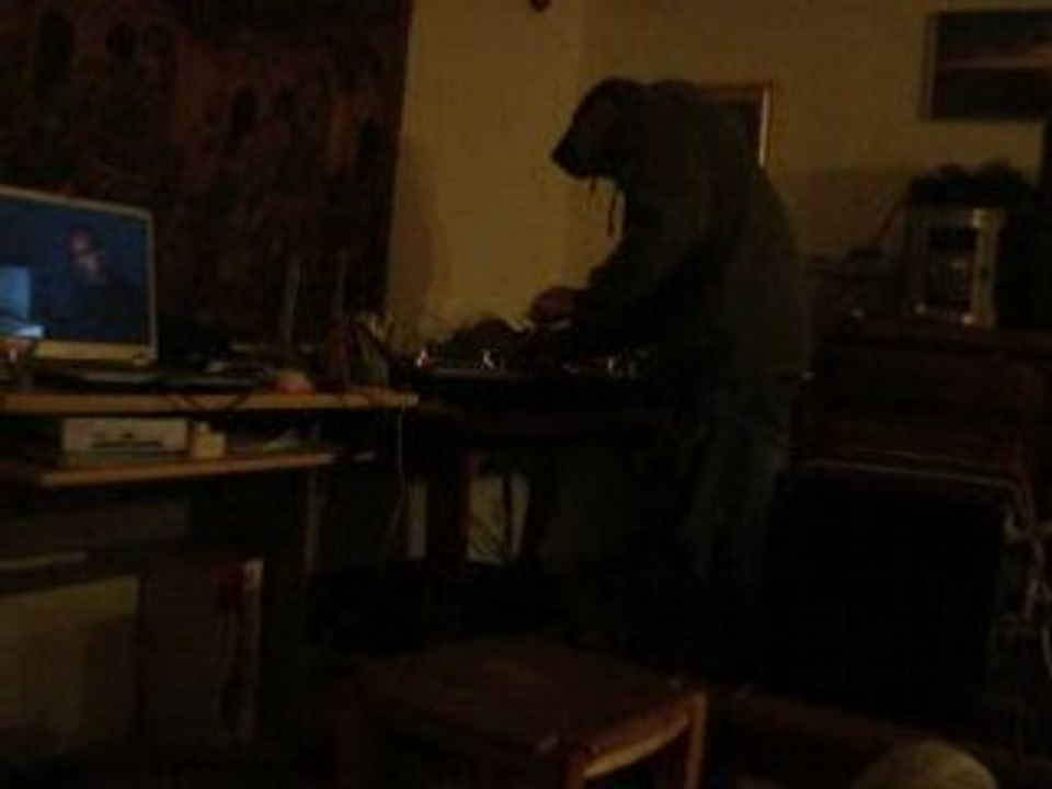 MOV00085