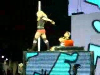 Madonna Into the groove Live Stade de france Paris