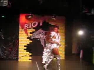 Miss Riot 2007 contestant  Aloe Vera's "Trannystar G" outfit