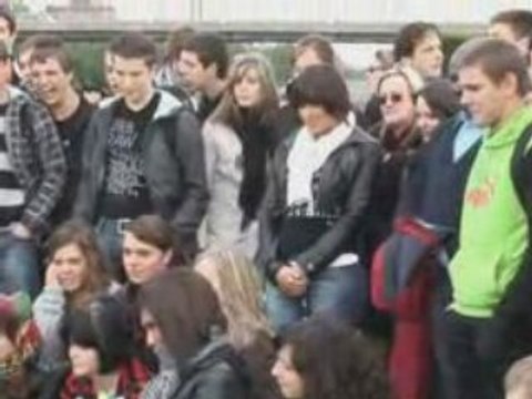 Lancement de fusées par des élèves de secondaire