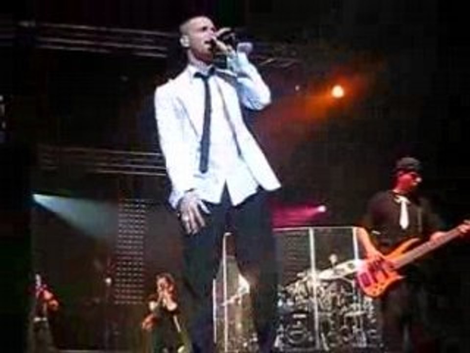 10.10.08 - M.Pokora - Don"t give my love away + salsa