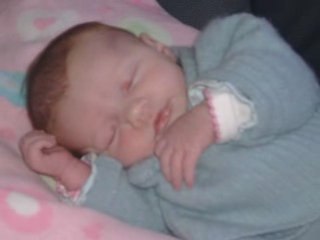 Luna, de la naissance à 1mois.