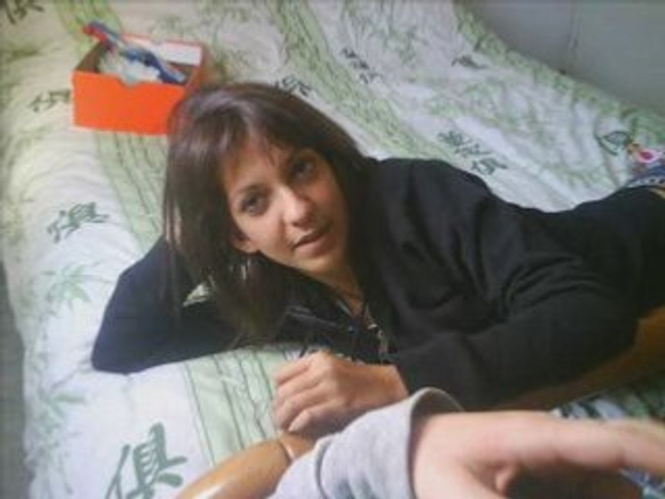 Elles (L)
