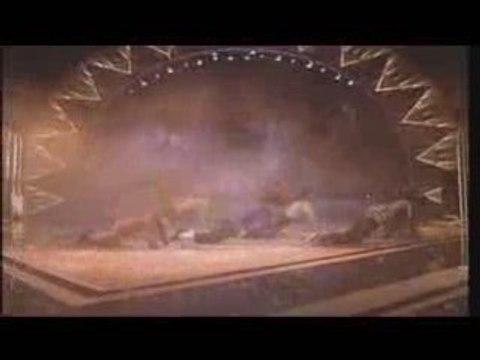 Michael Jackson - Live From 1988 Grammy Awards part 1