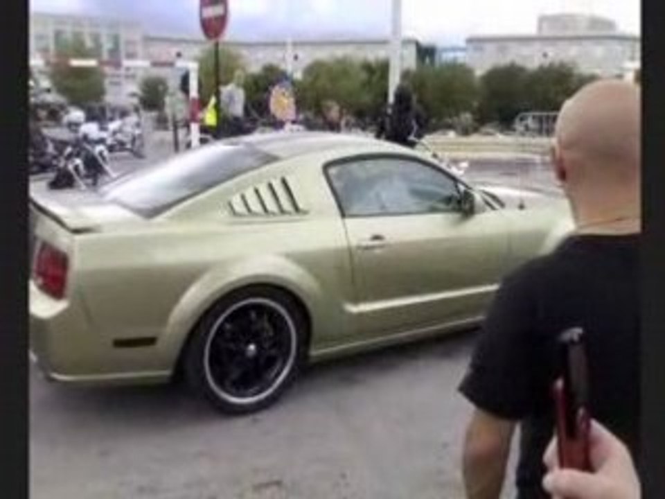 salon de lauto americain avec emil