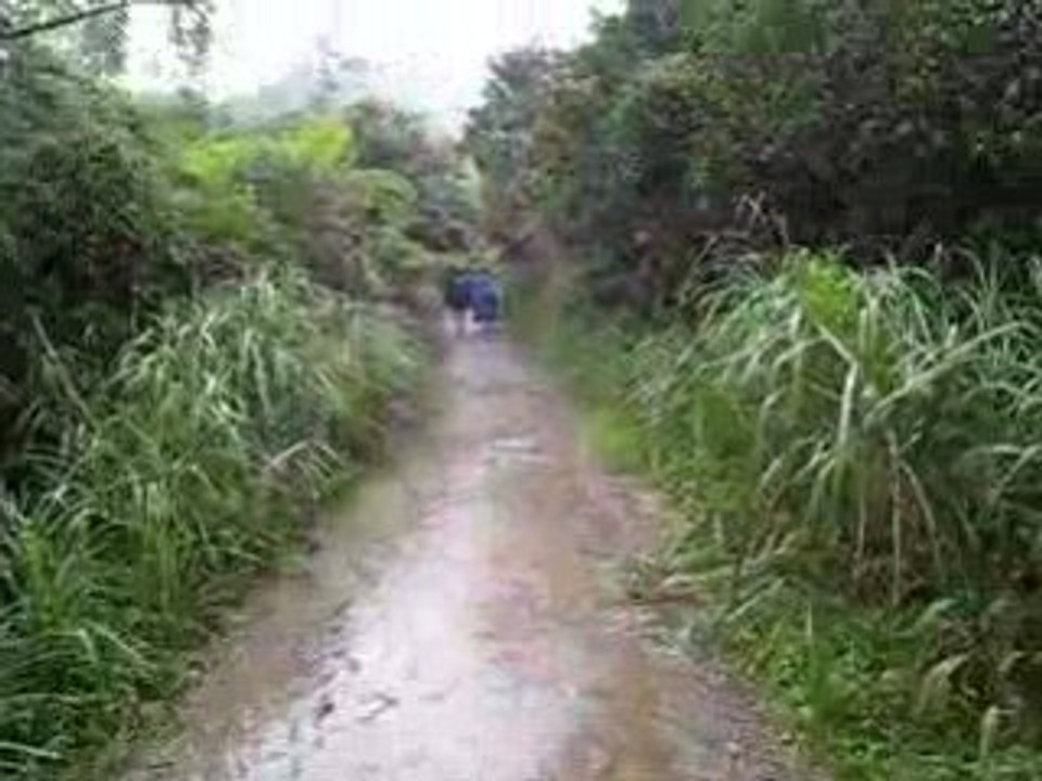 Road to Xiangtian pool