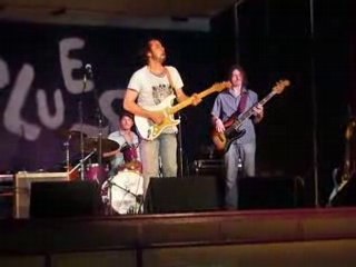 TIMO GROSS au Festival Blues du Château La CHEZE (v1)