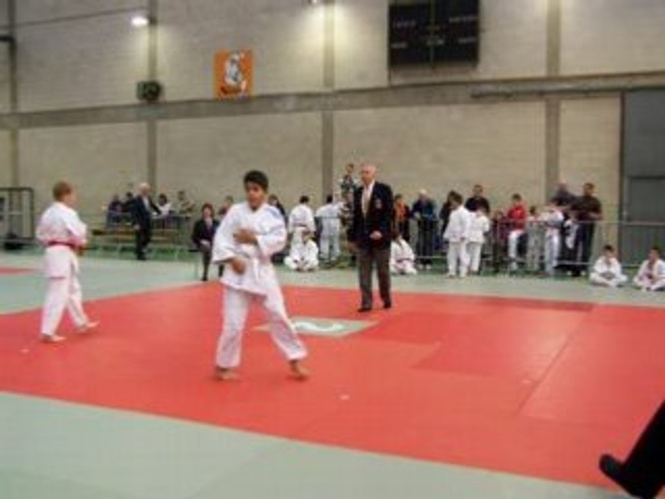 Nadim 2 ème combat charleroi le 11-10-08