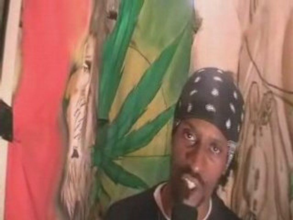 ATTA STONE RADIO 12 octobre 2008 skunky jah  freestyle