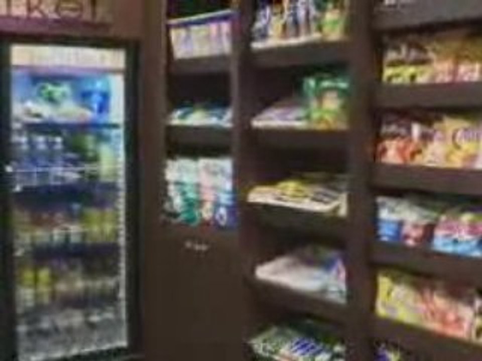 Courtyard by Marriott Toronto Downtown Video Tour