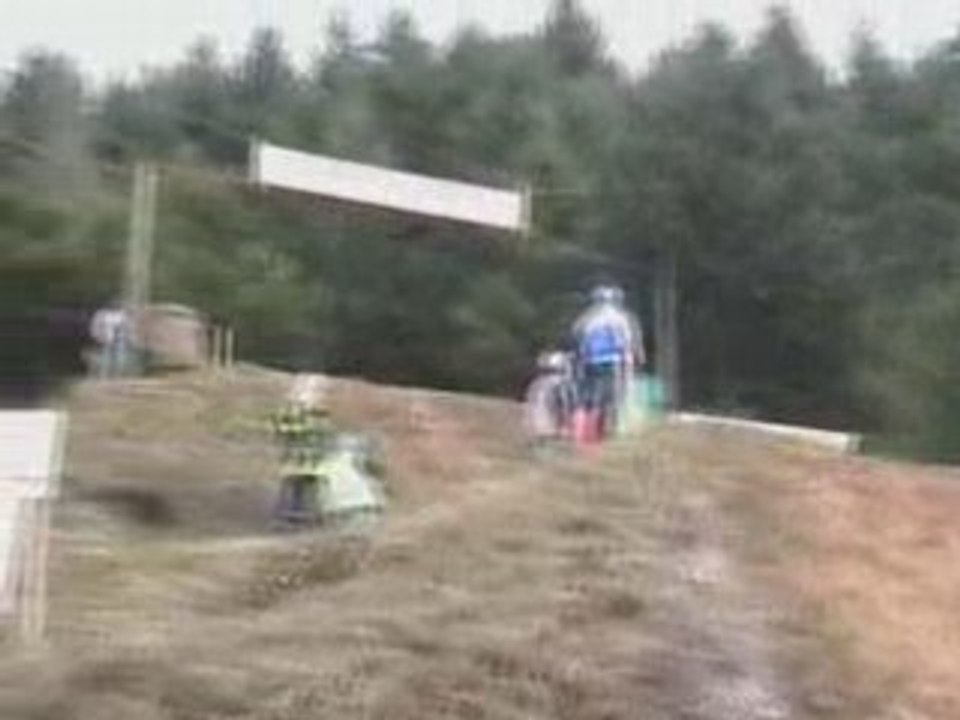 MONTEE IMPOSSIBLE 08 LAMURE SUR AZERGUES sonoclairmatin.com