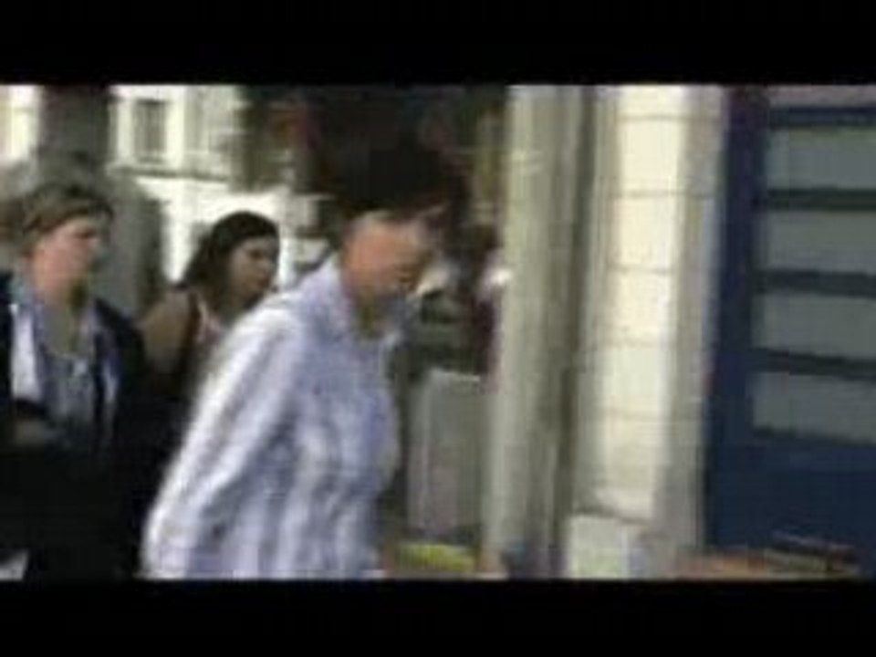 Clip mademoiselle K maman xy