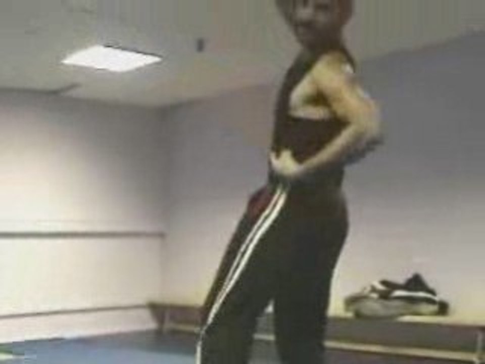 ALEM DELİKANLI GÖRSÜN