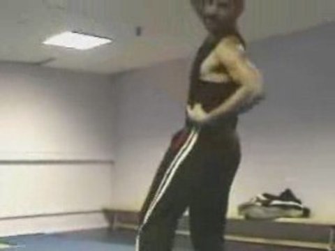 ALEM DELİKANLI GÖRSÜN